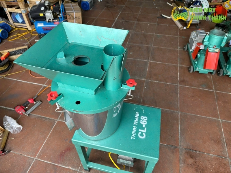 Máy băm chuối, băm cỏ đa năng