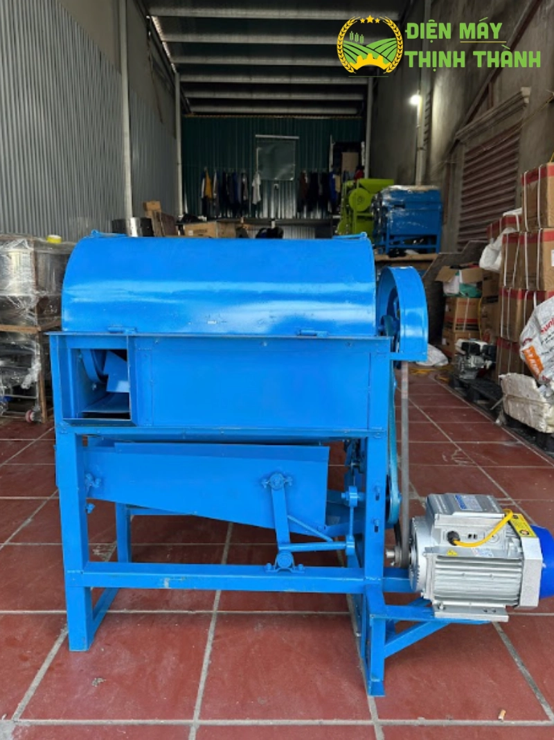 So sánh máy Tuốt Lúa Thịnh Thành CL68 chạy điện với các phiên bản khác (chạy xăng, chạy dầu)