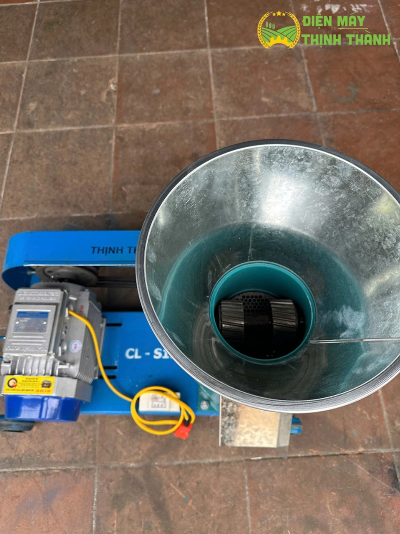 Ưu điểm vượt trội của máy ép cám viên S170 Curoa 2 lô ép