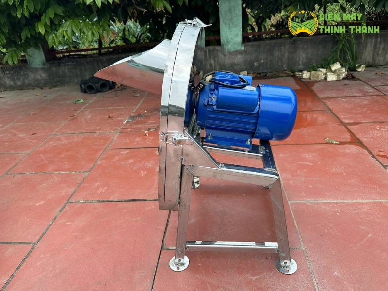Máy thái chuối mịn dùng để thái nhỏ, nghiền nát các loại nguyên liệu thô