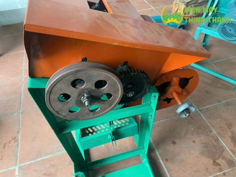 Ưu điểm vượt trội của khung máy tuốt lạc được thiết kế tốt