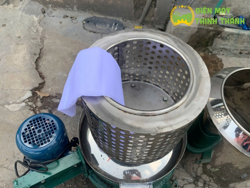 Cấu tạo và nguyên lý hoạt động của máy vắt ly tâm 60L inox