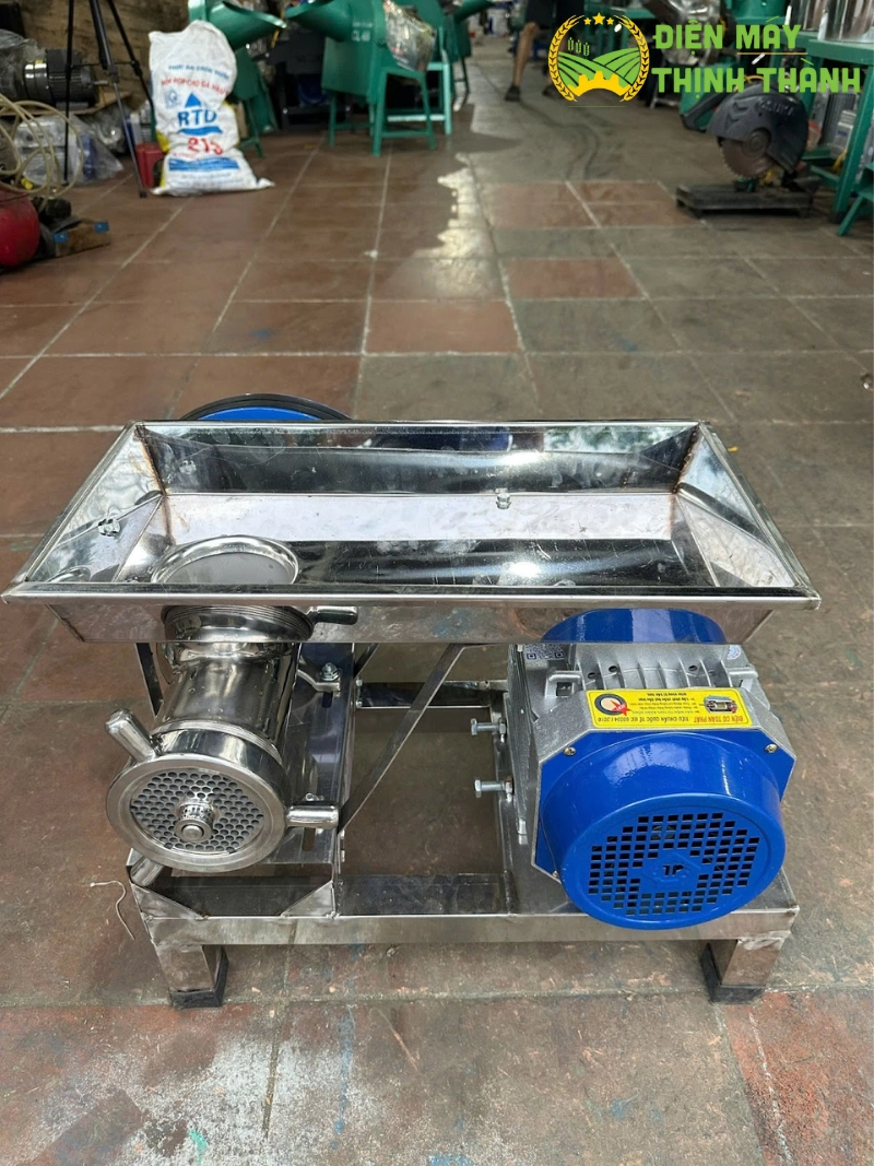 Hướng dẫn sử dụng và bảo trì máy xay xương cá cối đùn 32 inox hiệu quả