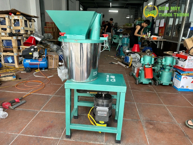 Máy băm chuối băm cỏ đa năng