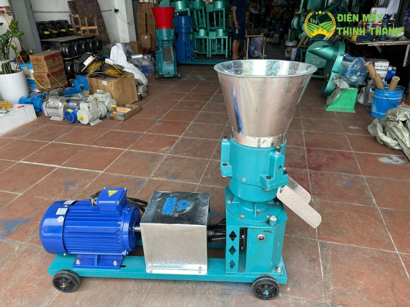 Lợi ích kinh tế và chất lượng khi ứng dụng máy ép cám viên S260