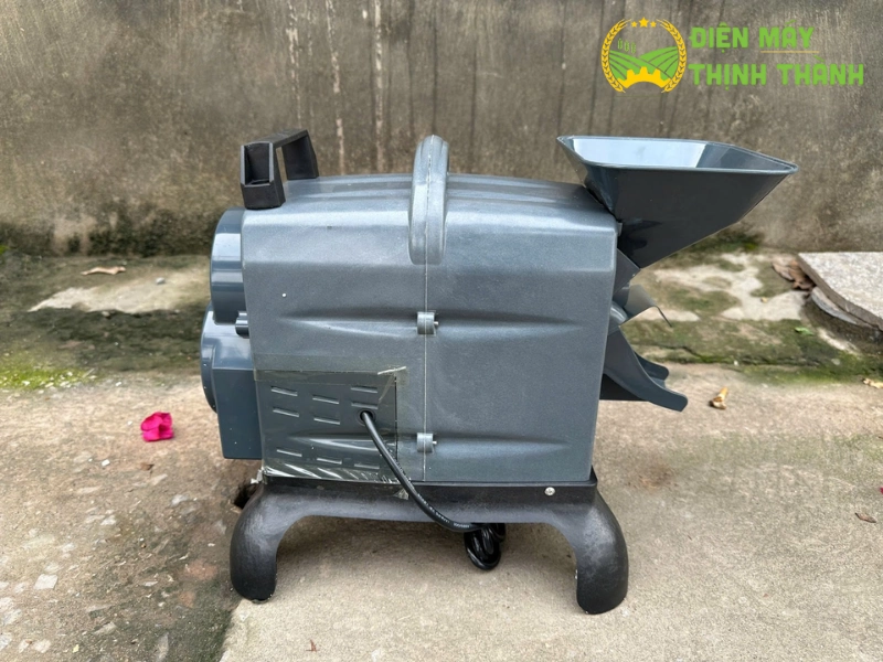 Ưu điểm nổi bật của máy cắt đít ốc mini dành cho quán ốc