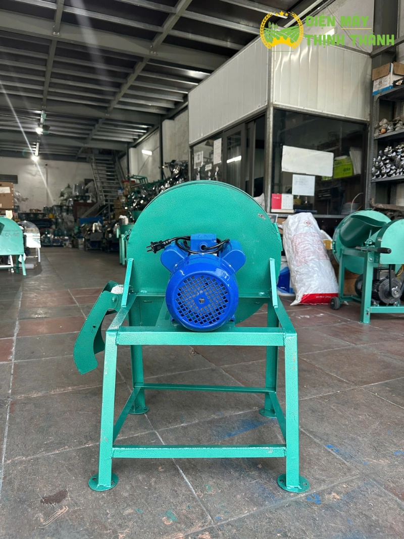 Đặc điểm cấu tạo và tính năng nổi bật khác của máy thái chuối mịn cửa ngang