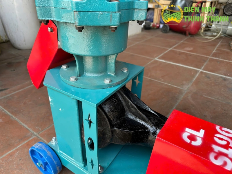 Lợi ích vượt trội khi đầu tư máy ép cám viên trục đứng S196 plus 4 lô ép