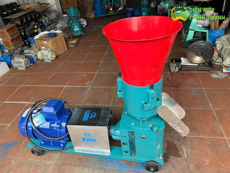 Lợi ích kinh tế và chất lượng khi sử dụng máy ép cám viên S286